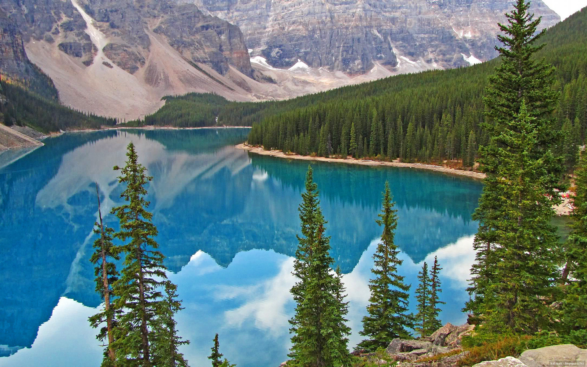 FB体育在线直播平台-利物浦高位逼抢战术成效果，逆转热刺再现奇迹，利物浦2_2热刺