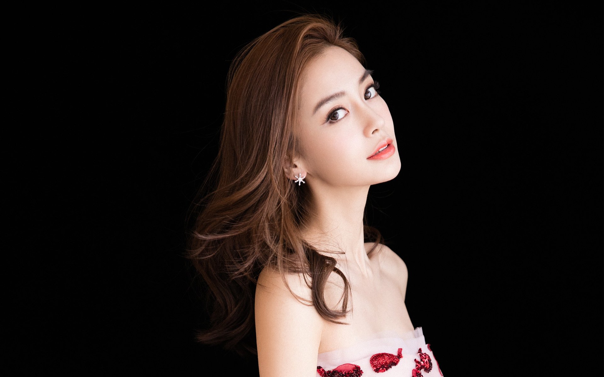 年度最美瞬间：视觉盛宴带你回顾精彩画面，最美瞬间摄影作品