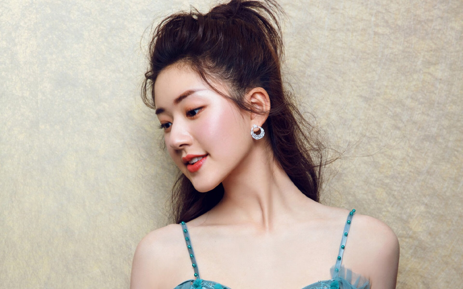 FB体育APP-意甲：乌迪内斯1-2败给佛罗伦萨，比赛中多次精彩扑救，乌迪内斯对罗马