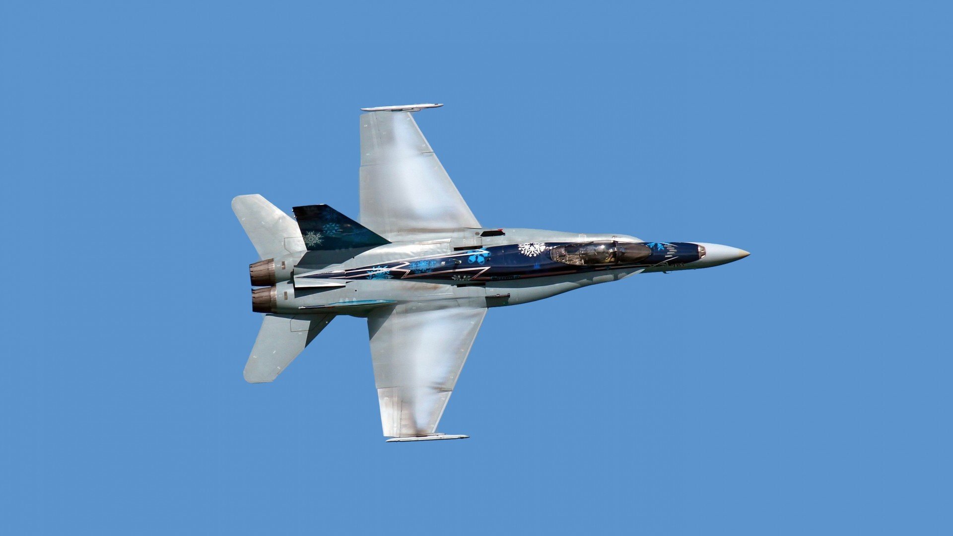 智能体育装备数据分析及应用探索研究，智能体育使用的技术