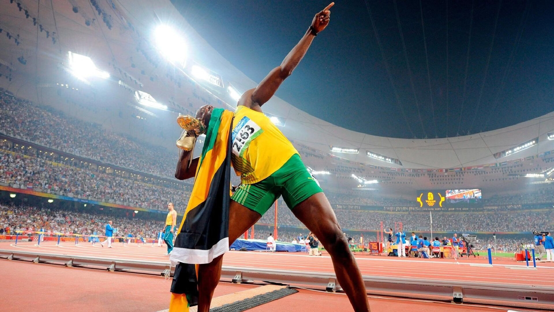 《电竞产业链的价值重塑：从内容到周边的变革》，电竞产业是什么意思